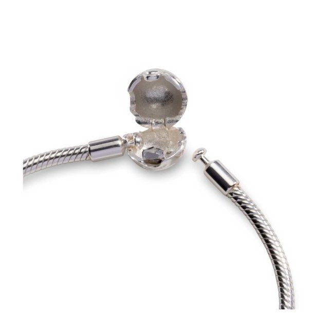 Pokémon Jewelry - Charms: Poké Ball Sterling Silver Clasp Bracelet (Size  19) | Pokémon Center Official Site