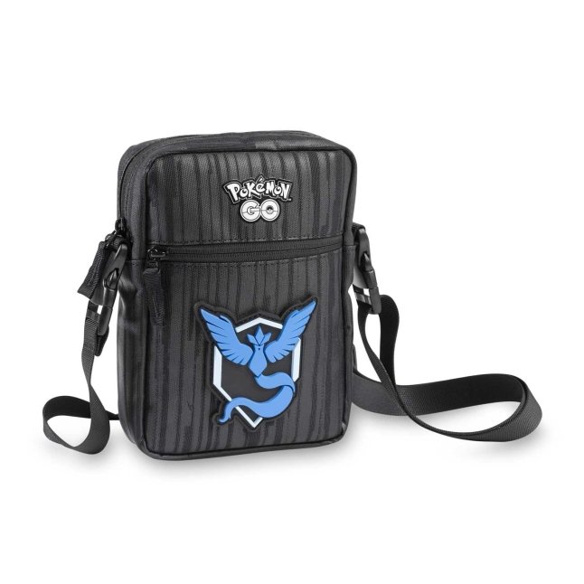 Chaiselong tidligere Drivkraft Team Mystic Pokémon GO Teams Crossbody Bag | Pokémon Center Official Site
