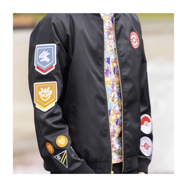 Pokémon GO Trainer Gear Level 50 Jacket - Adult