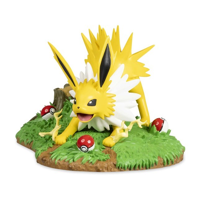 Skillful Strategy with Jolteon Evolving Personalities Figure