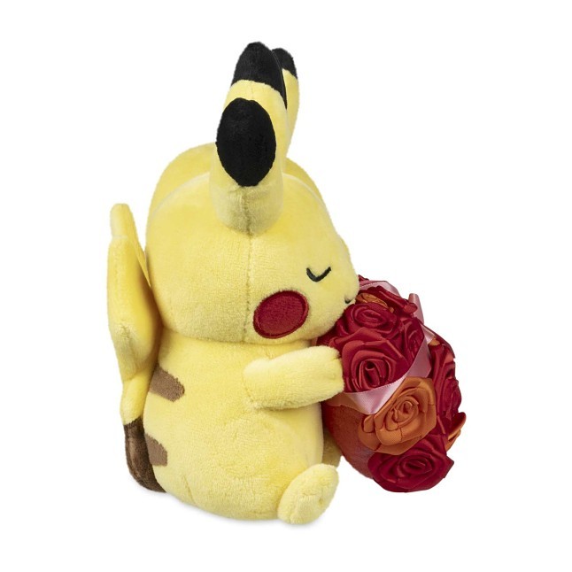 ポケモンセンター　ぬいぐるみピカチュウ　Pikachu With A Heart ぬいぐるみ ピカチュウ Pikachu With A Heart ｜【公式