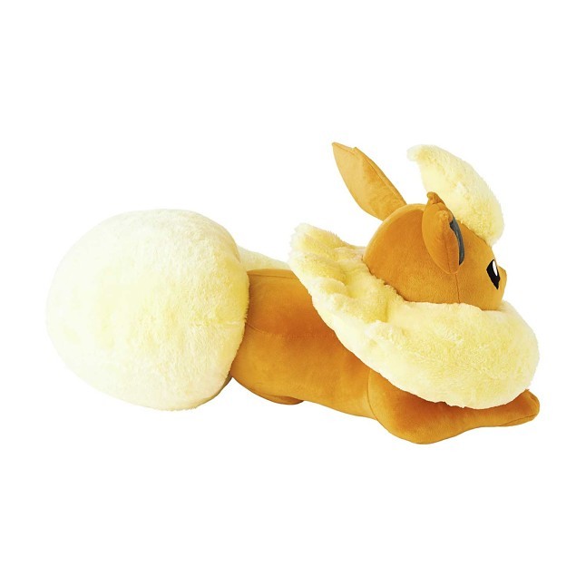 Flareon Pokédex-Size Poké Plush - 25 ¼ In. | Pokémon Center