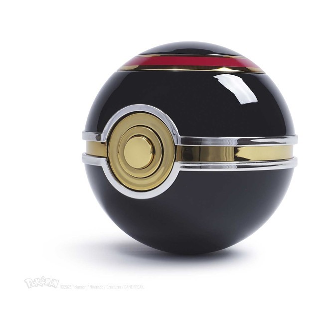 Luxury Ball & Premier Ball Bundle | Pokémon Center Canada Official