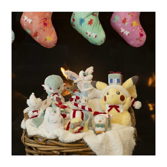 Pikachu Pokémon Holiday Wishes Plush - 10 In. | Pokémon Center