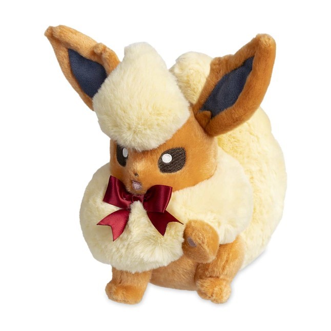 Eevee Collection: Flareon Plush - 8 ¼ In. | Pokémon Center Canada