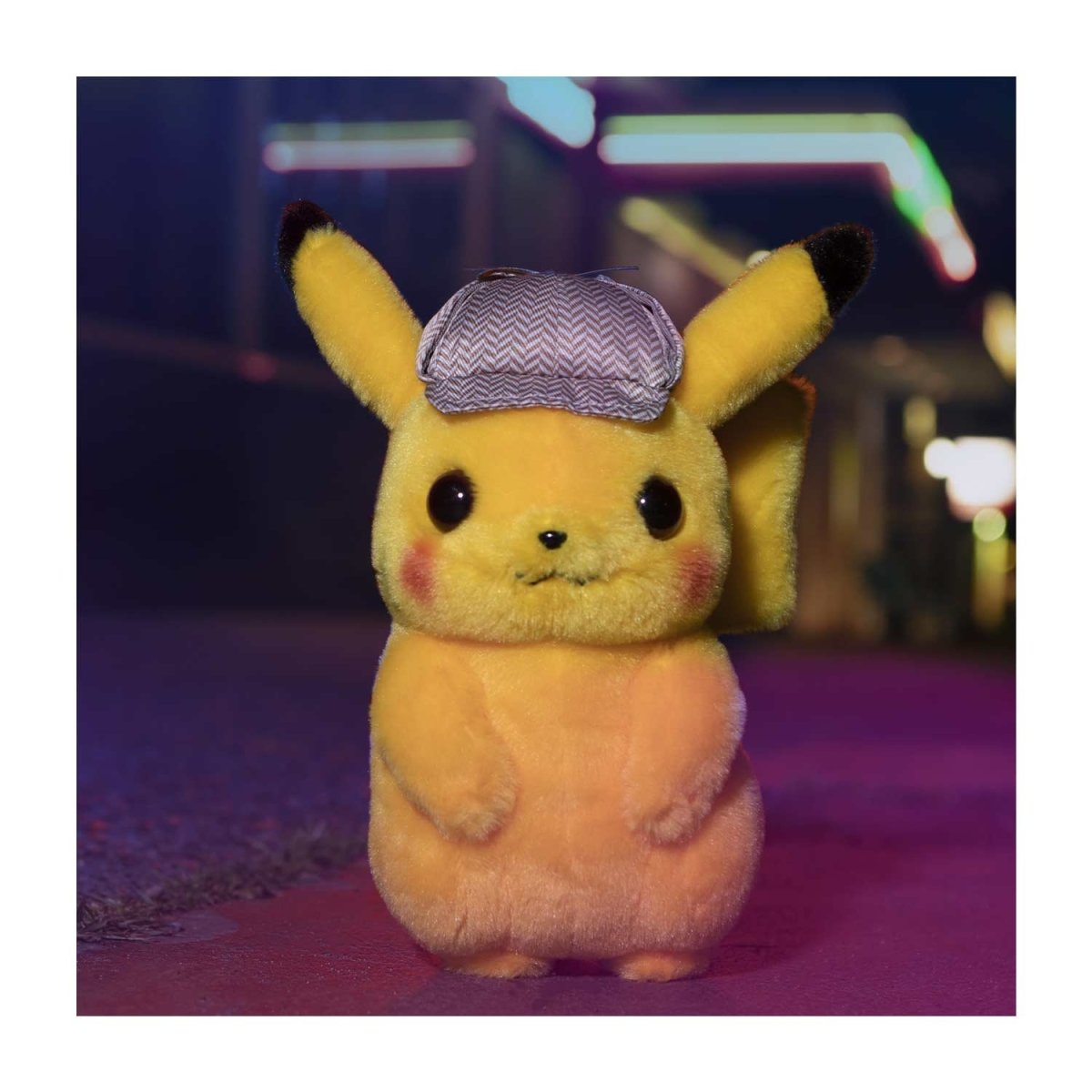 Peluche Détective Pikachu • La Pokémon Boutique