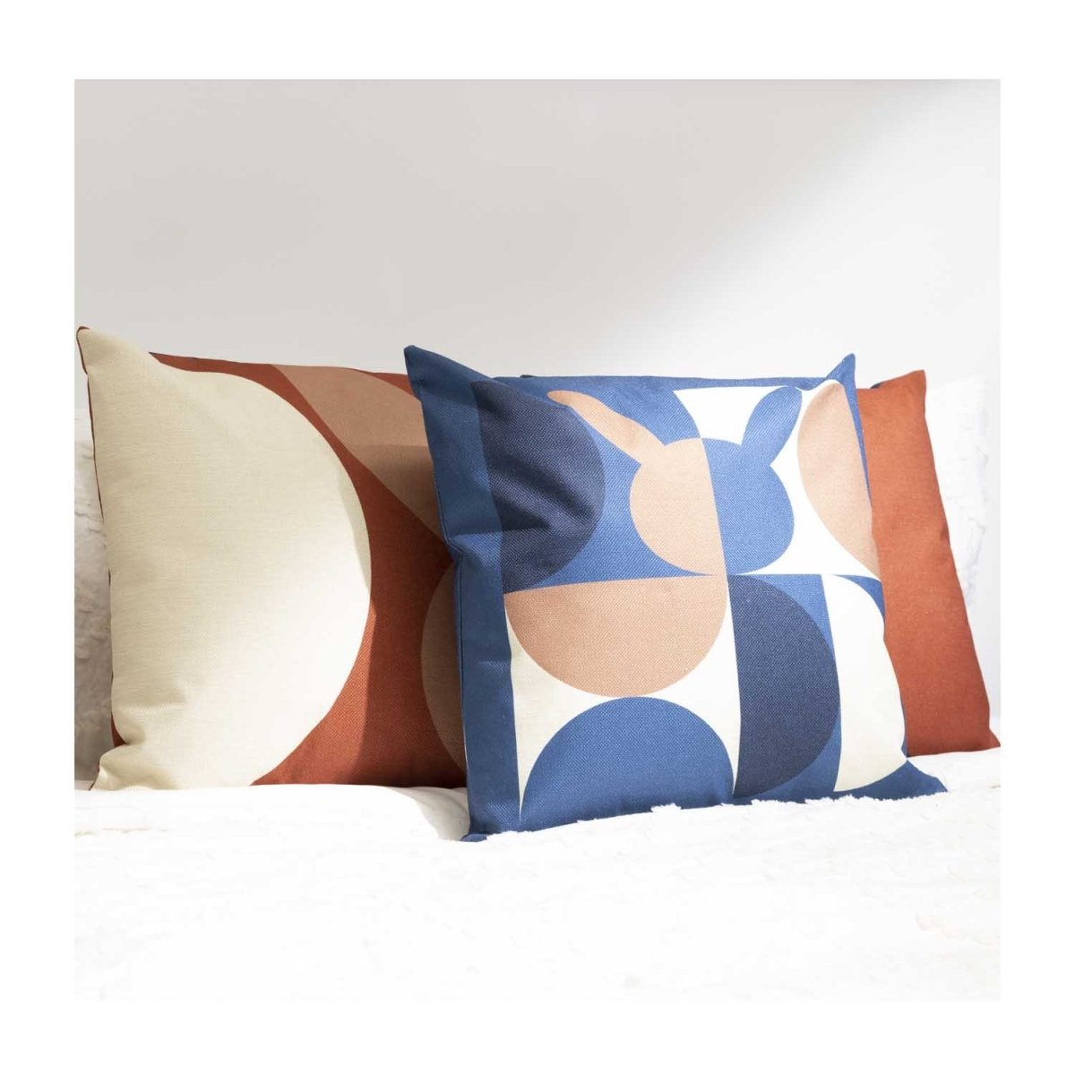 Set of 4 Pillow Covers 18x18, Geometric Shape Design Sofa Throw