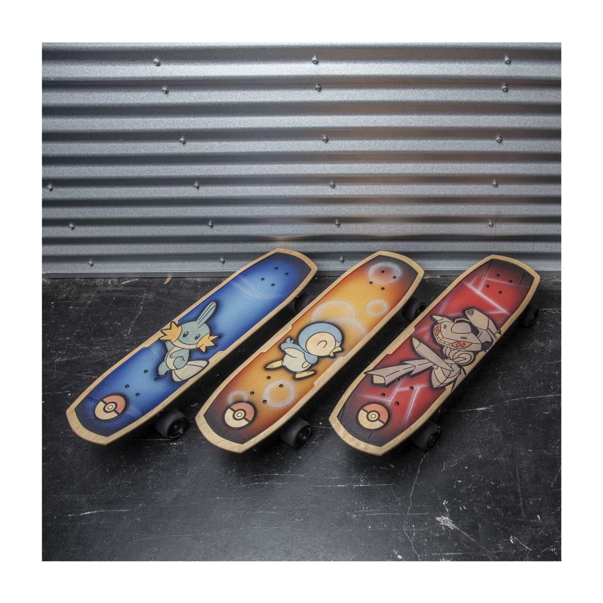 Pokémon Center × Bear Walker: Mudkip Skateboard | Pokémon Center