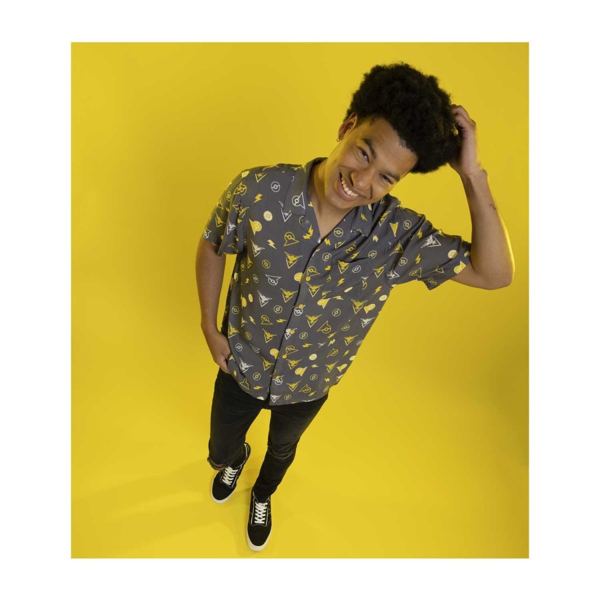 Team Instinct Pokémon GO Teams Tropical Shirt - Adult | Pokémon