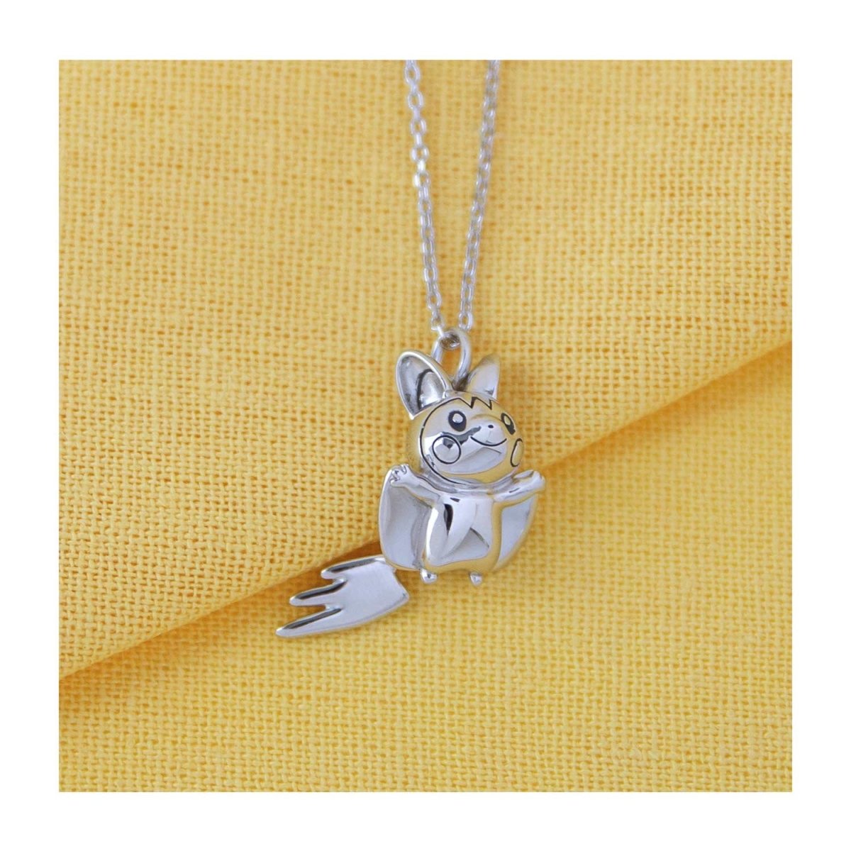 【Pokemon】ポケモンセンター ウールー ネックレス Rocklove Pokémon Center × RockLove: Vulpix Sterling Silver Pendant
