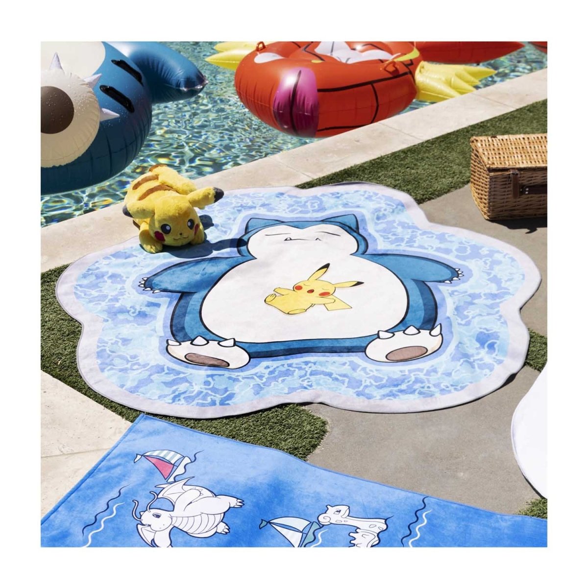 Pikachu & Snorlax Pokémon Summer Days Beach Towel Pokémon Center