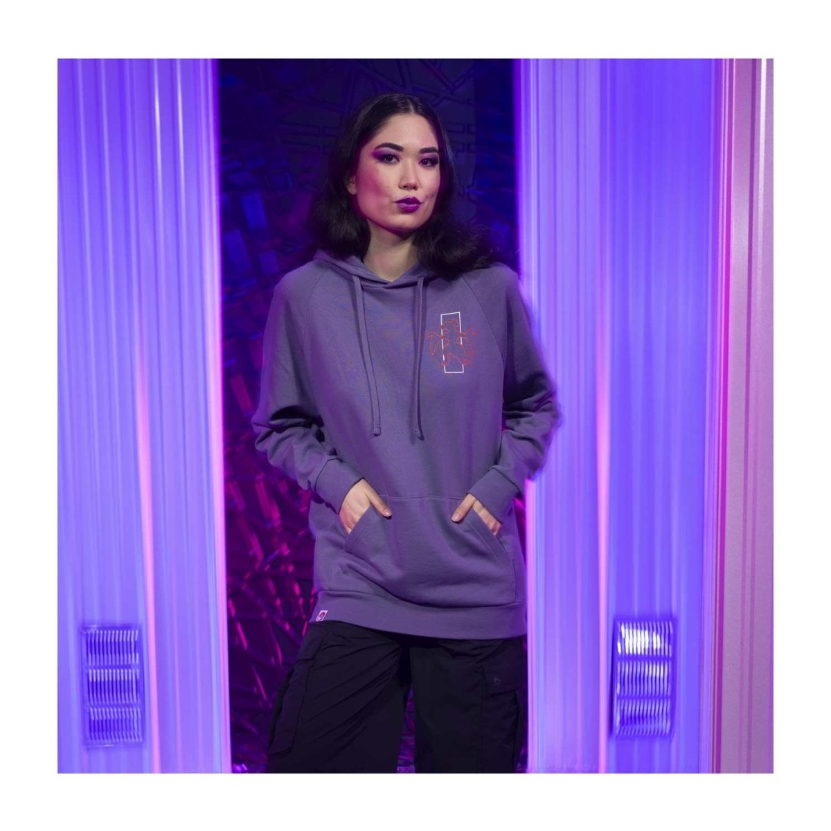 Garchomp Powerhouse Pokémon Sleek Navy Pullover Hoodie - Adult