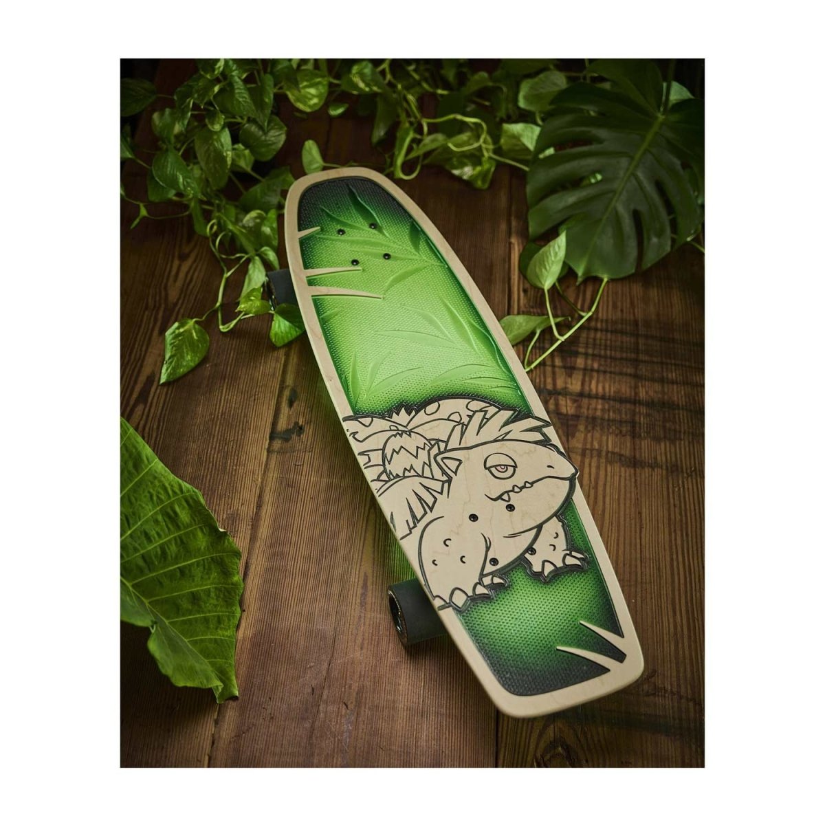 Pokémon Center × Bear Walker: Venusaur Skateboard | Pokémon Center