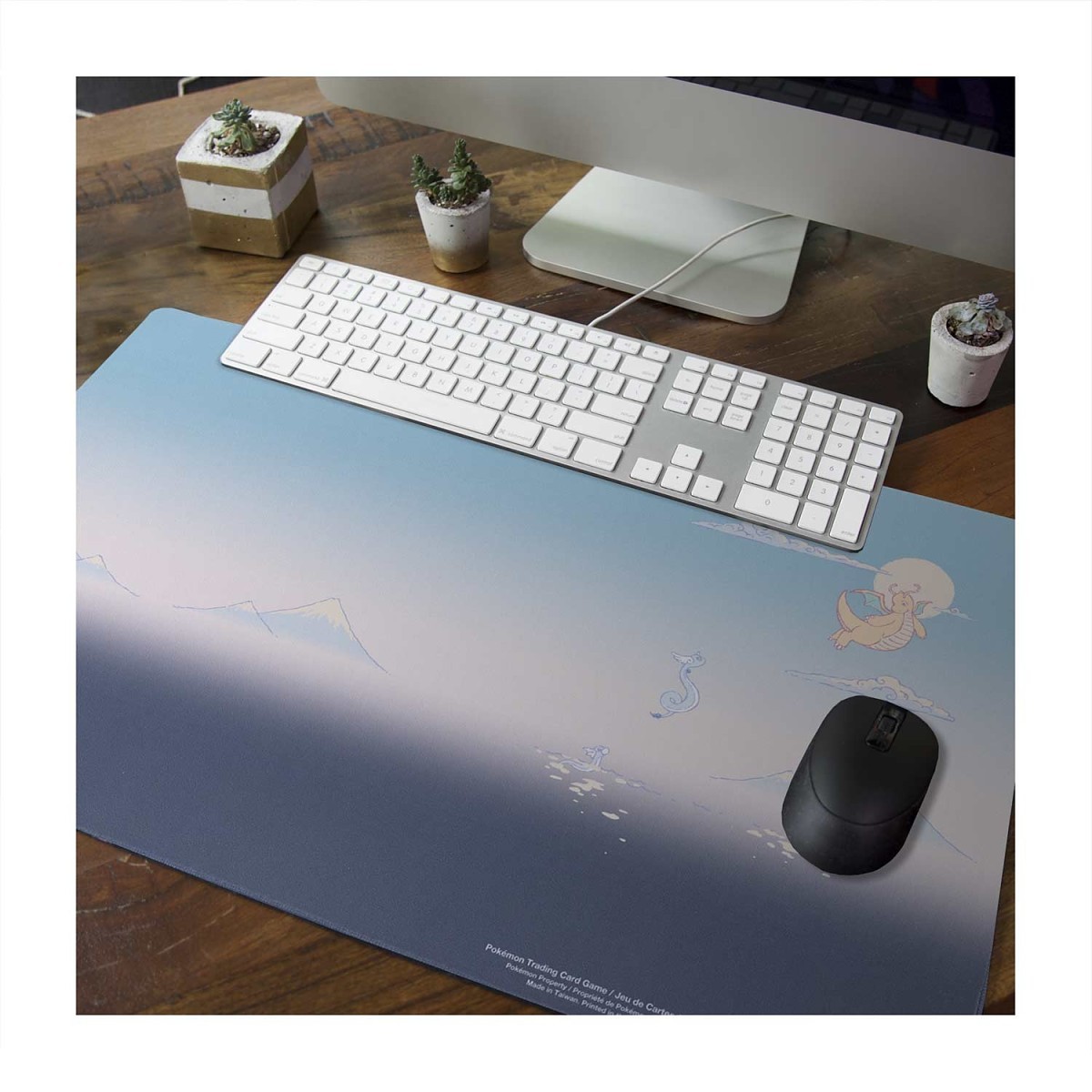 Pokémon Center × OMOCAT: Dragonite Playmat | Pokémon Center