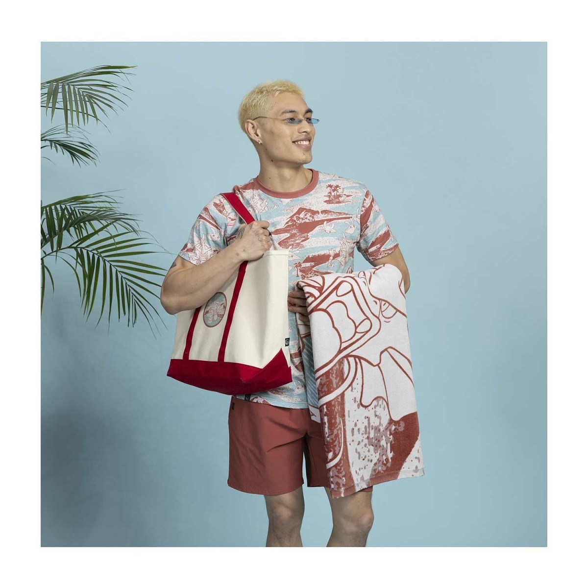 海外ポケモンセンター限定　ビーチバック　赤いギャラドス Pokémon Tropical Gyarados Beach Bag | Pokémon Center Official Site