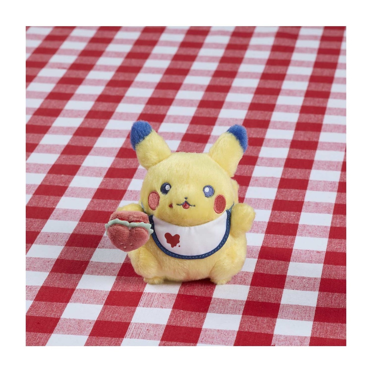 Pikachu with Burger Sweetheart Diner Plush Key Chain