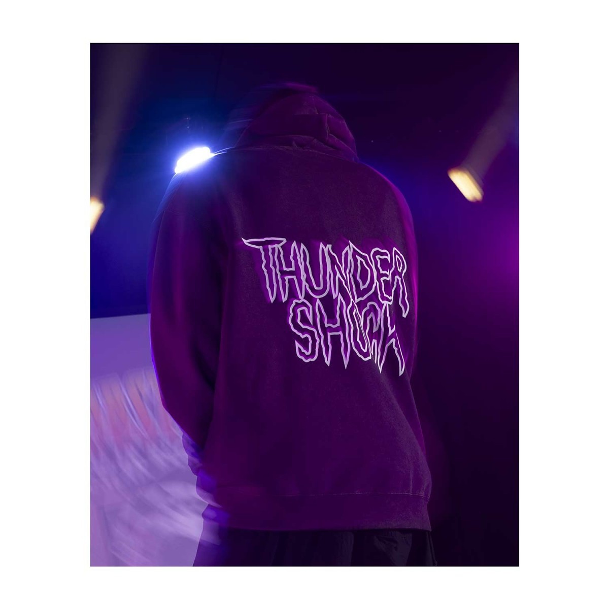 GEEK BOX トレーナー Thunder Shock Dark Noise Pullover Hoodie - Adult | Pokémon Center