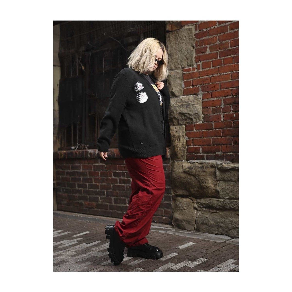 Obstruct Dark Noise Cardigan - Adult | Pokémon Center Official Site