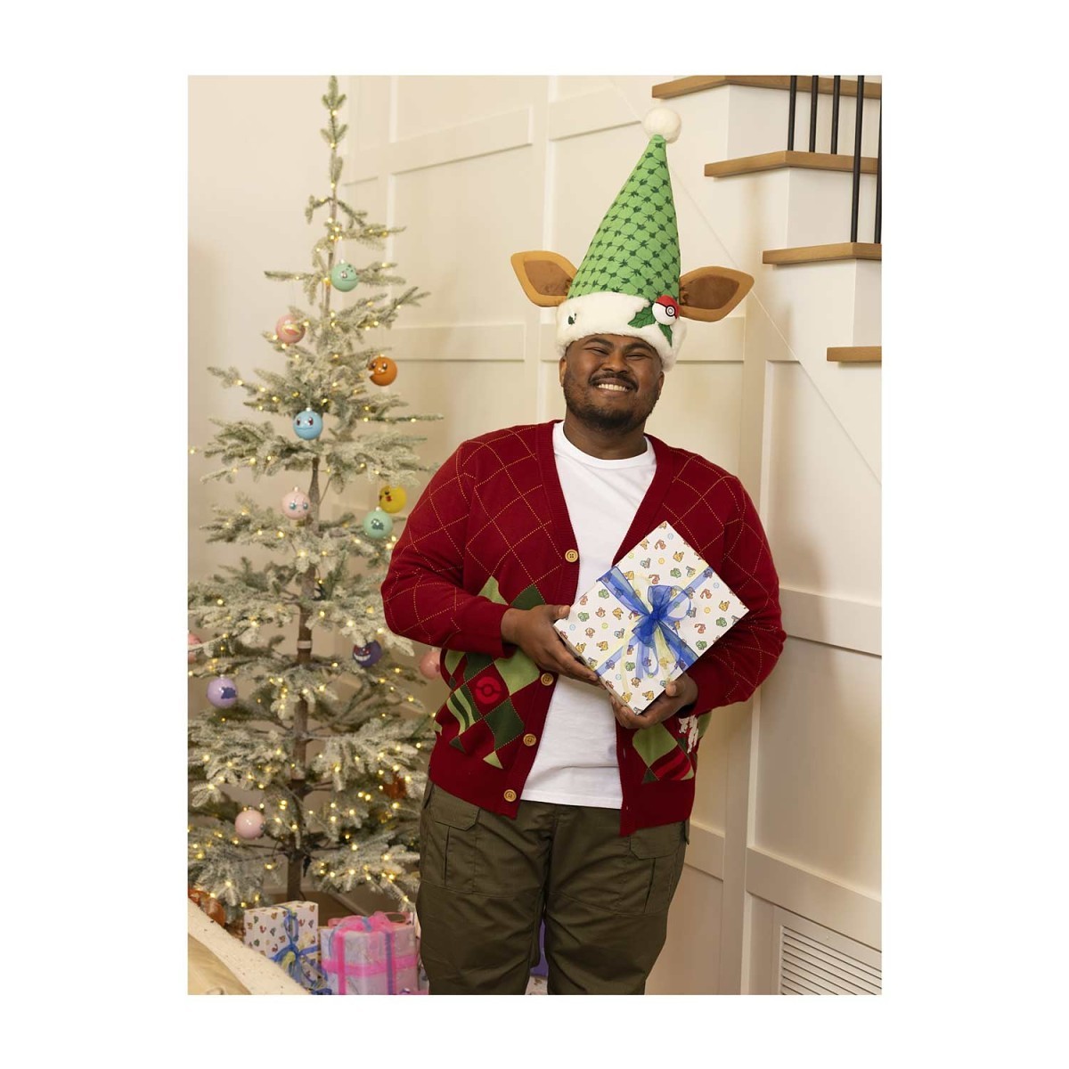 Maushold Pokémon Holiday Red Cardigan - Adult | Pokémon Center