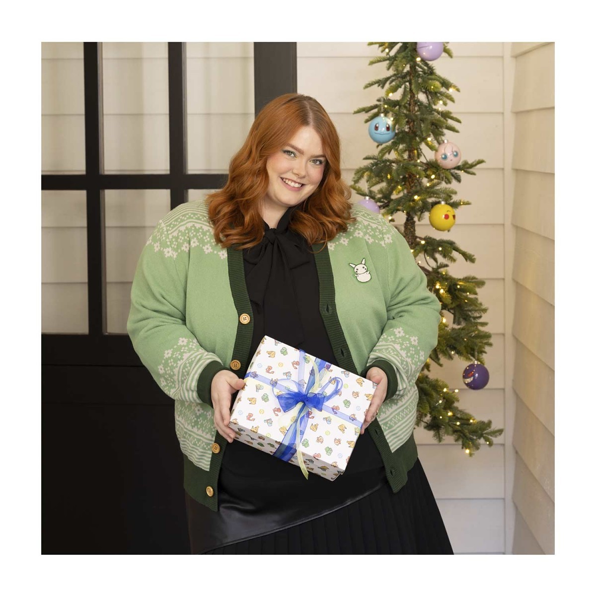 Pikachu Pokémon Holiday Green Cardigan - Adult | Pokémon Center