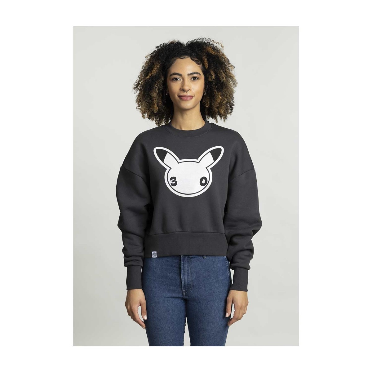 Pokémon 30th Celebration Black Crop Sweatshirt - Women | Pokémon