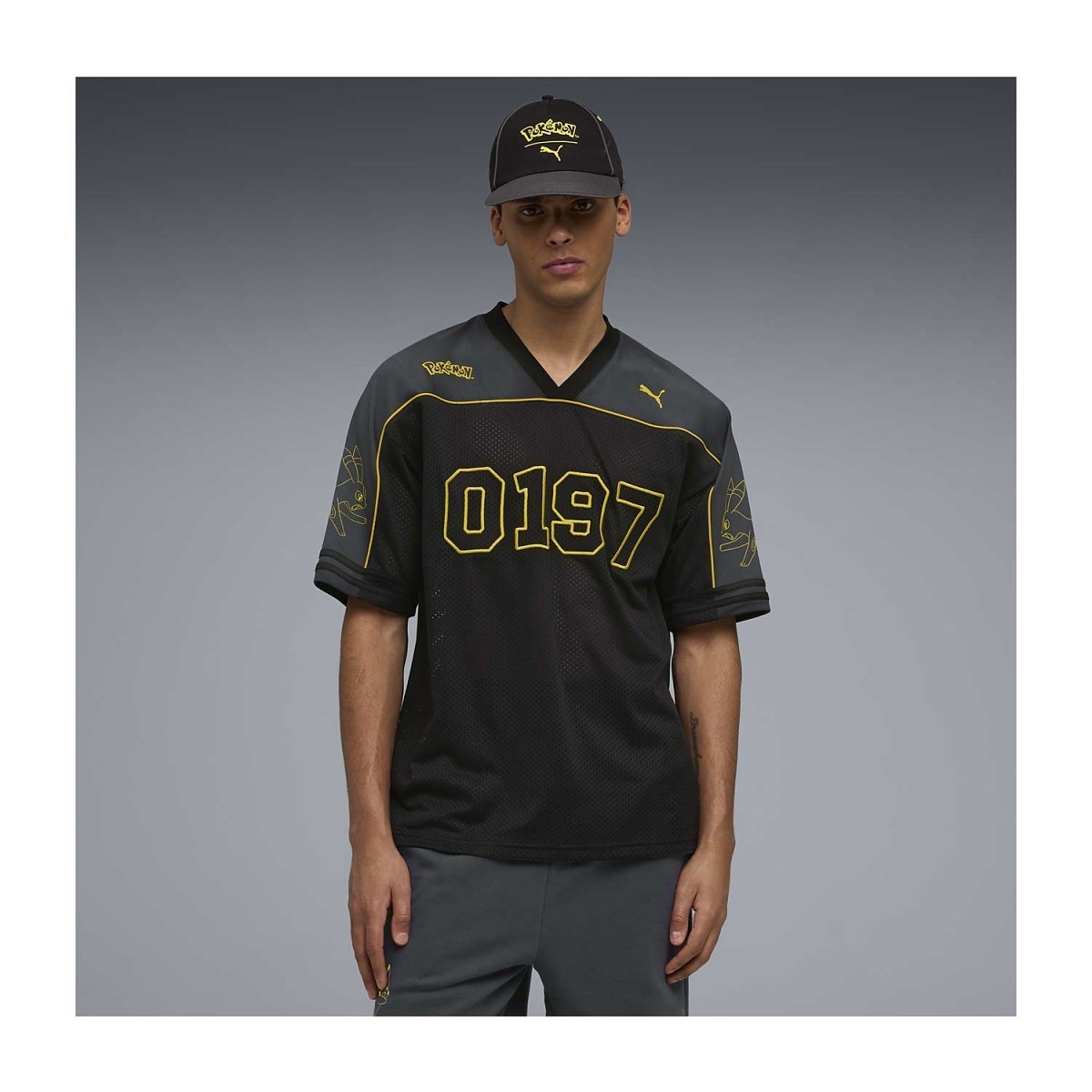 PUMA × Pokémon: Umbreon Oversize Jersey - Adult | Pokémon Center