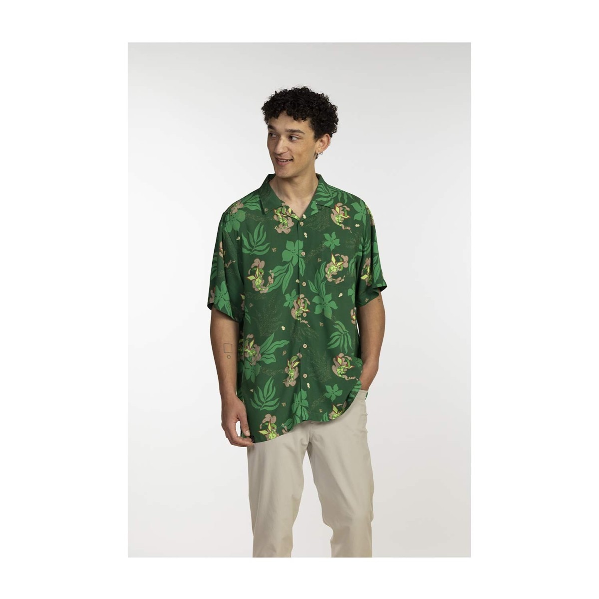Flygon Merch Flygon Pokémon Tropical Button-Up Shirt - Adult | Pokémon Center UK ...