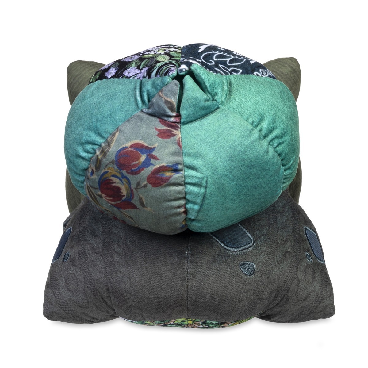 Sean Wotherspoon × Pokémon Center: Bulbasaur Plush | Pokémon