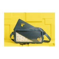 ♡♡♡ Pokémon Pixel Pin Collector Sling Bag | Pokémon Center