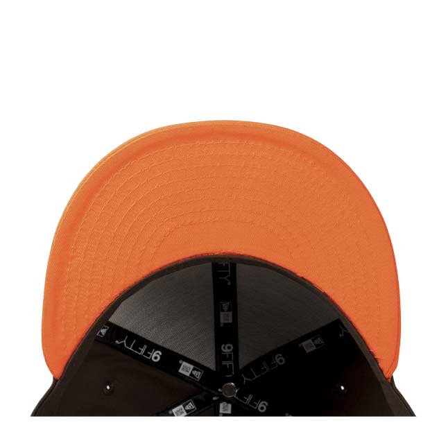 a baseball cap