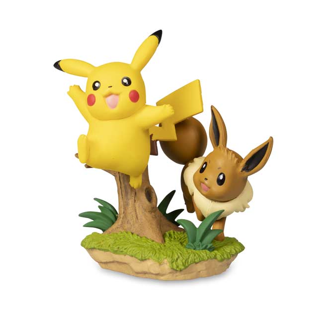 pokemon tcg pikachu & eevee pokeball collection