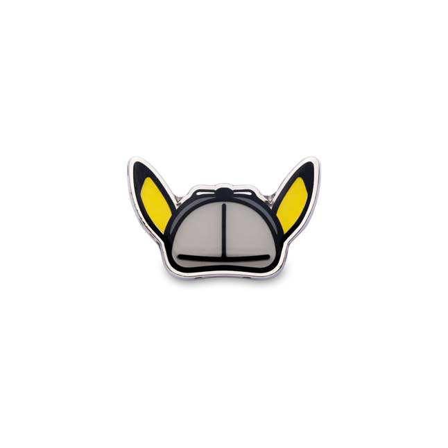 Pokemon TCG Detective Pikachu Collectors Chest Lunch Box 9 Booster Packs Pin