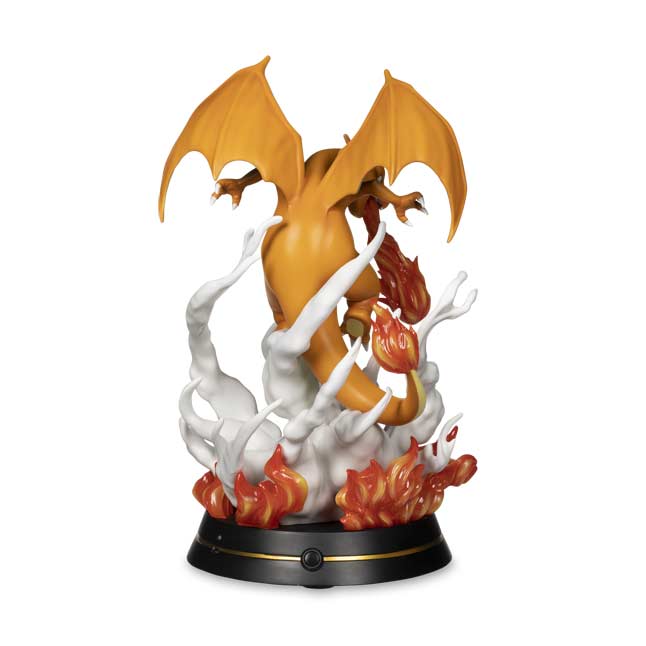 charizard pop vinyl figure