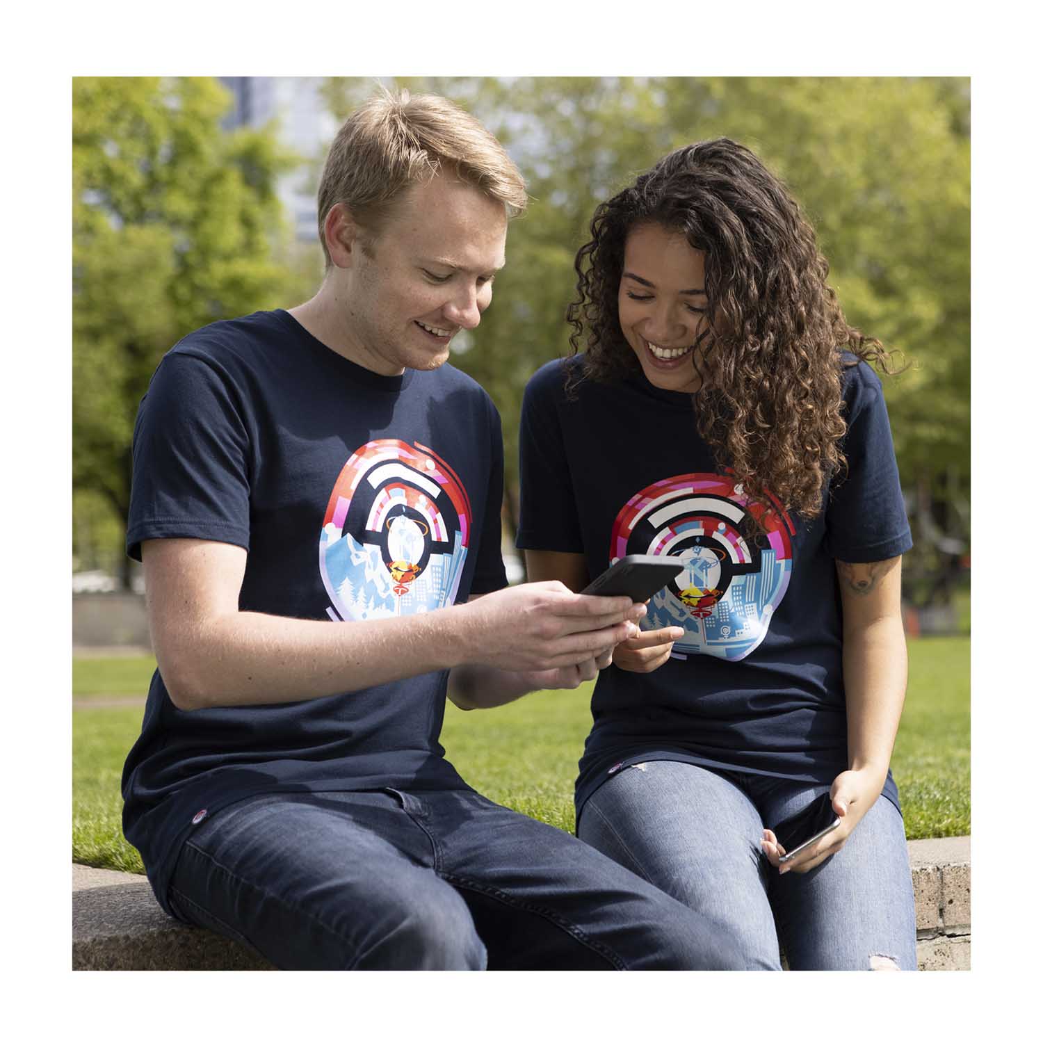 Pokemon Go Fest 21 Navy Relaxed Fit Crew Neck T Shirt Adult Pokemon Center Official Site