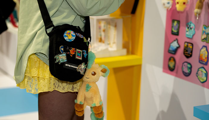 Pins | Pokémon Center Official Site