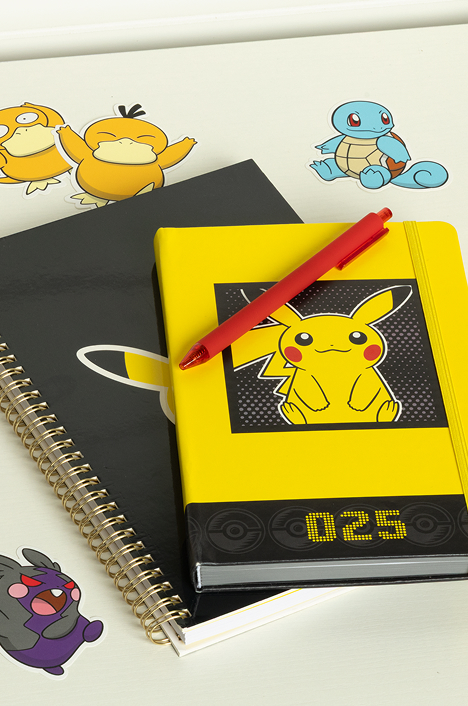 ぽめページ Pokémon Center Canada Official Site
